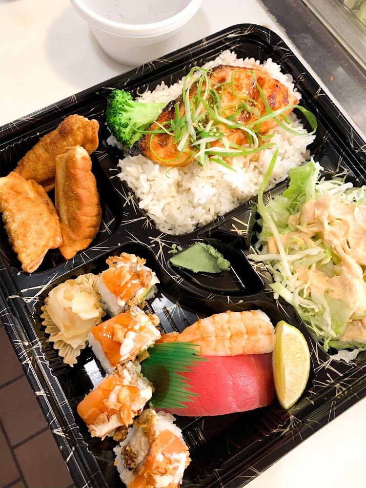 Rohey’s Wok & Grill