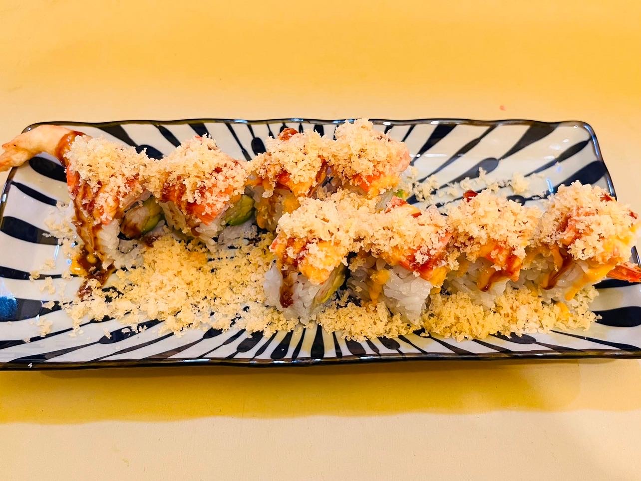 Taka (Sushi ,Grill and Chinese Cuisine)
