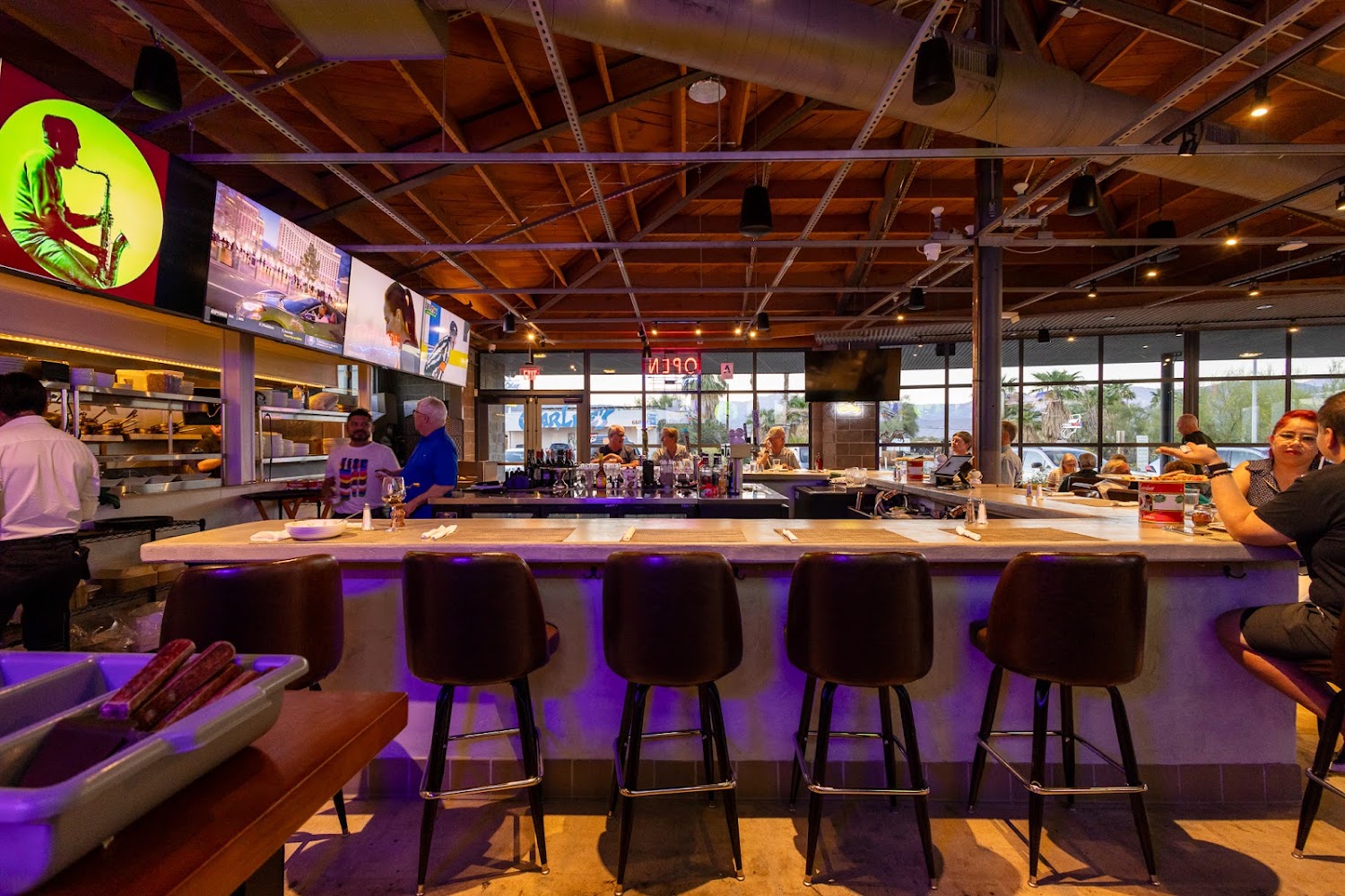 Epicurious Social Club
