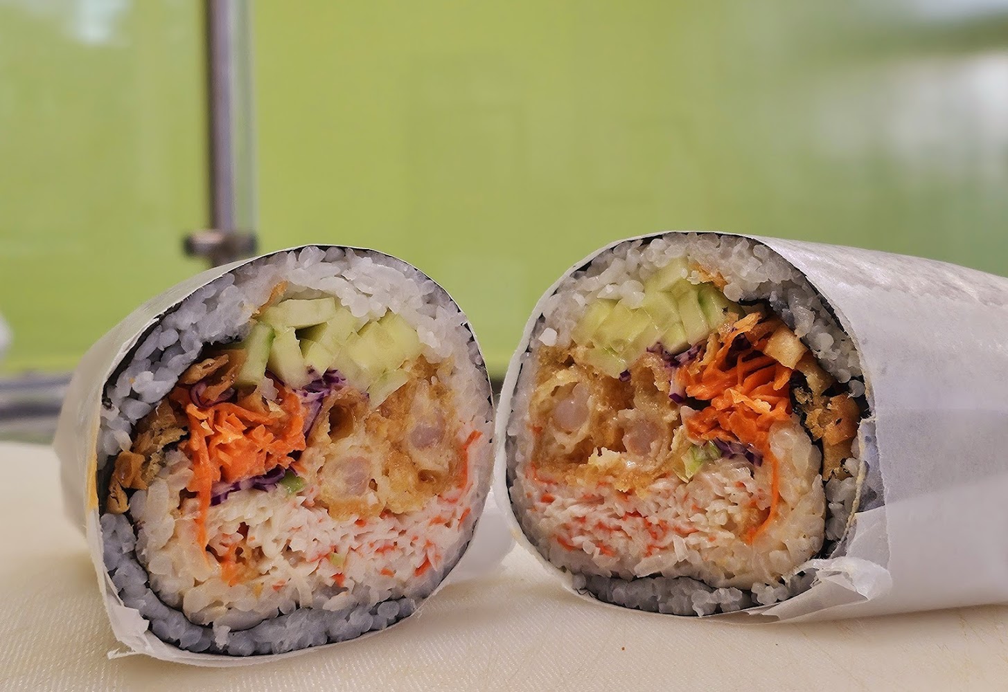 Poke bowl sushi burrito & boba