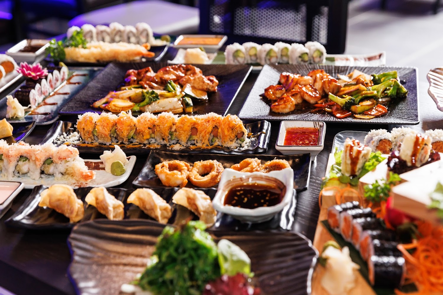 Sushi Nami Sushi & Bar