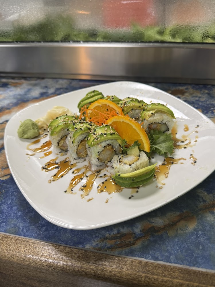 Fuji Yama Thai & Sushi Restaurant