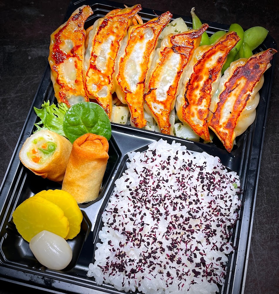 KAMINARI GYOZA BAR