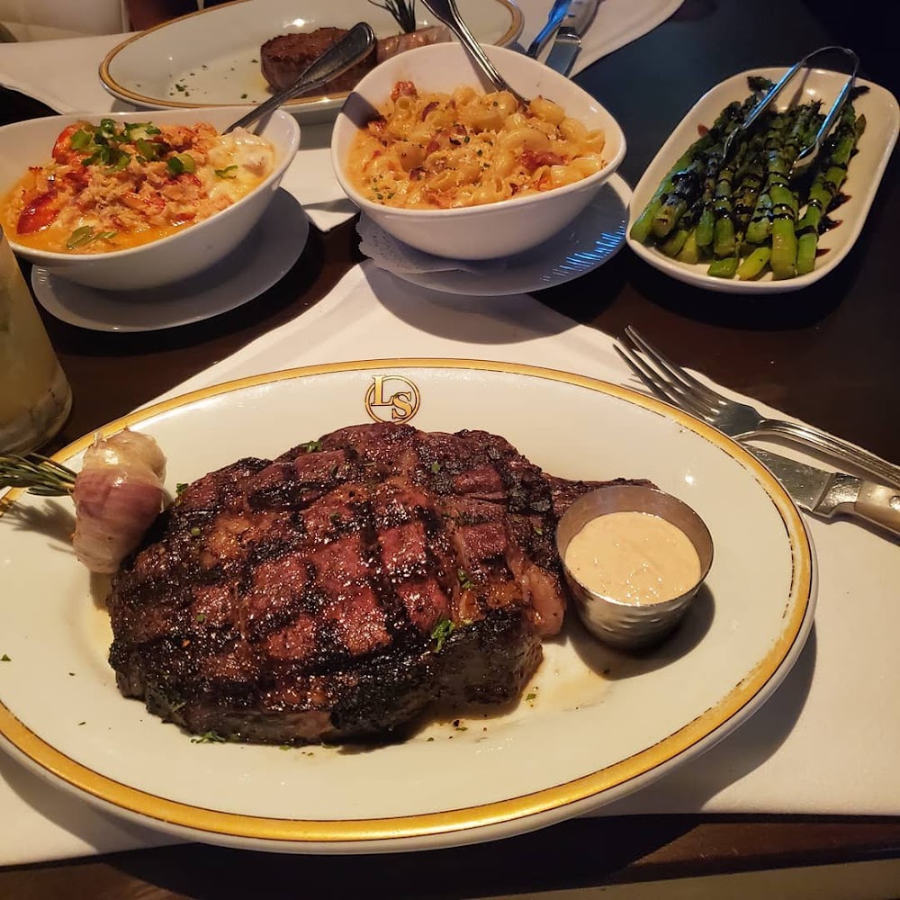 Larsen’s Steakhouse — Encino