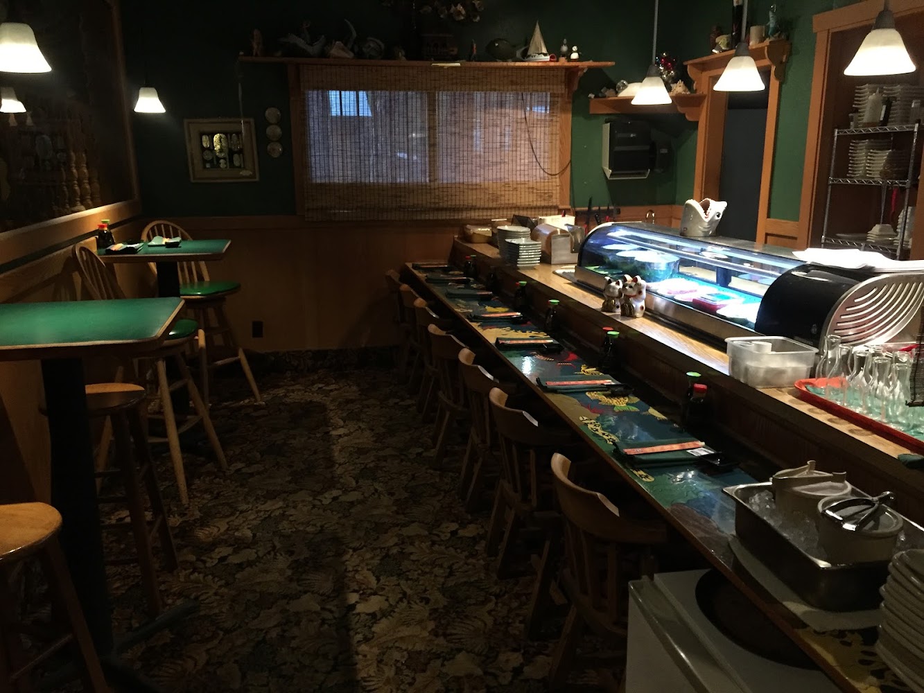 Chalet Restaurant & Bar
