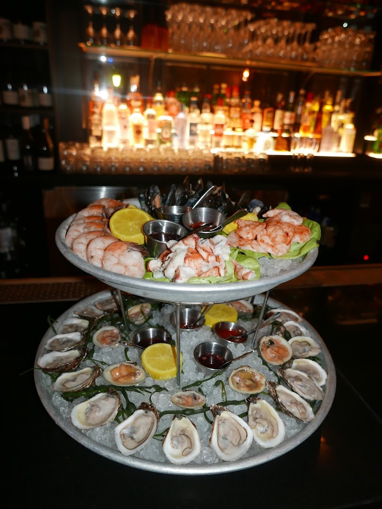 Roxy Bar