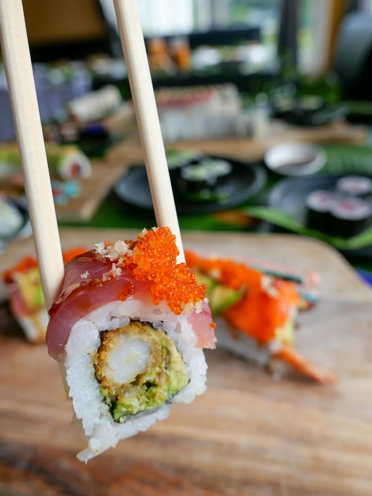 House of Sushi Food Truck