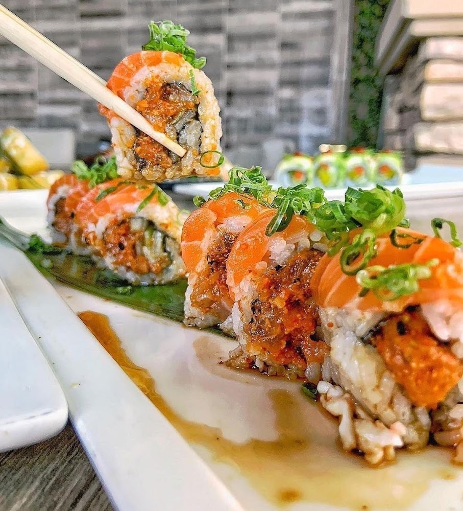 NISHI Poke Sushi Roll