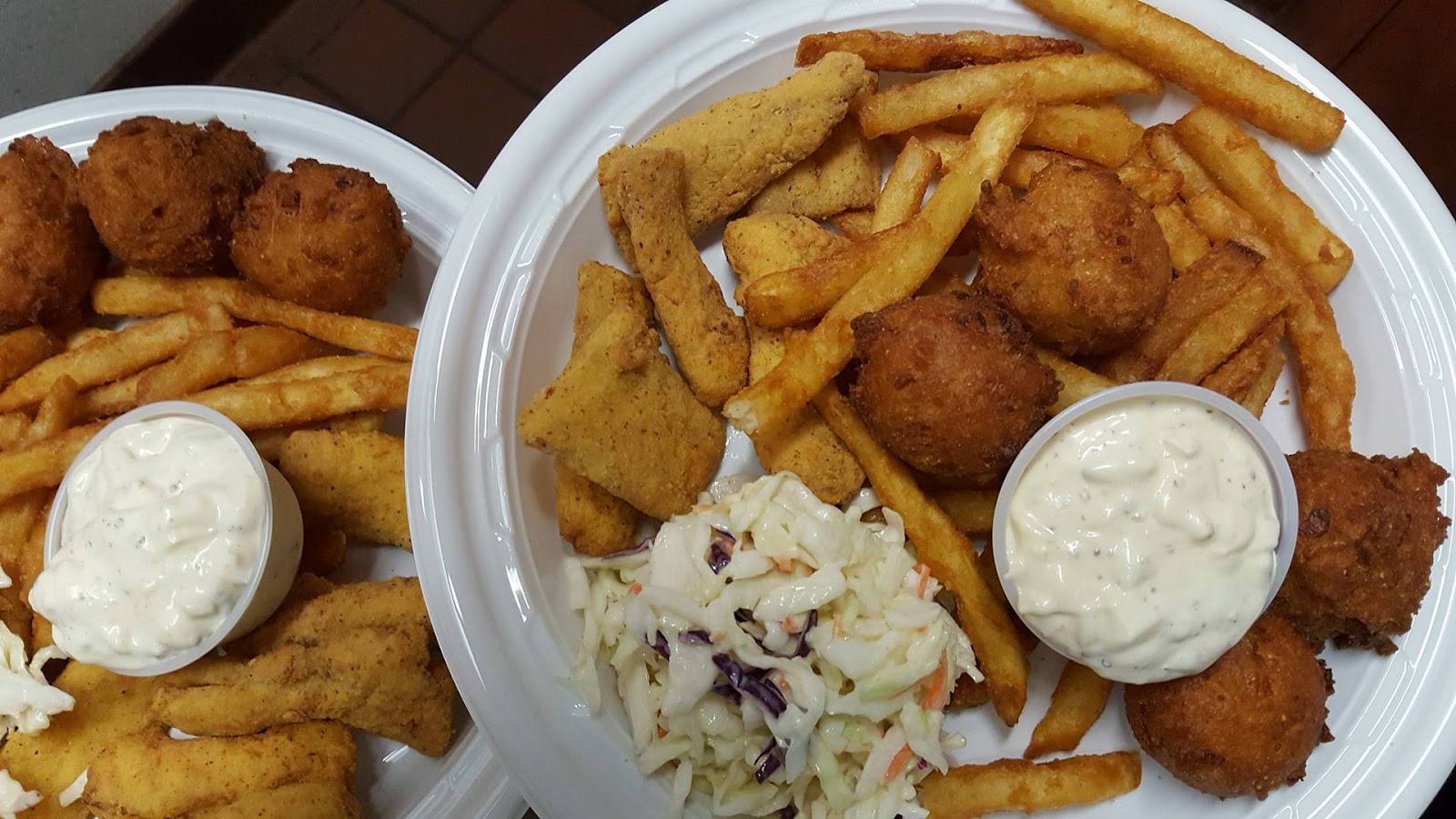 The Old Fish House Bar and Grill