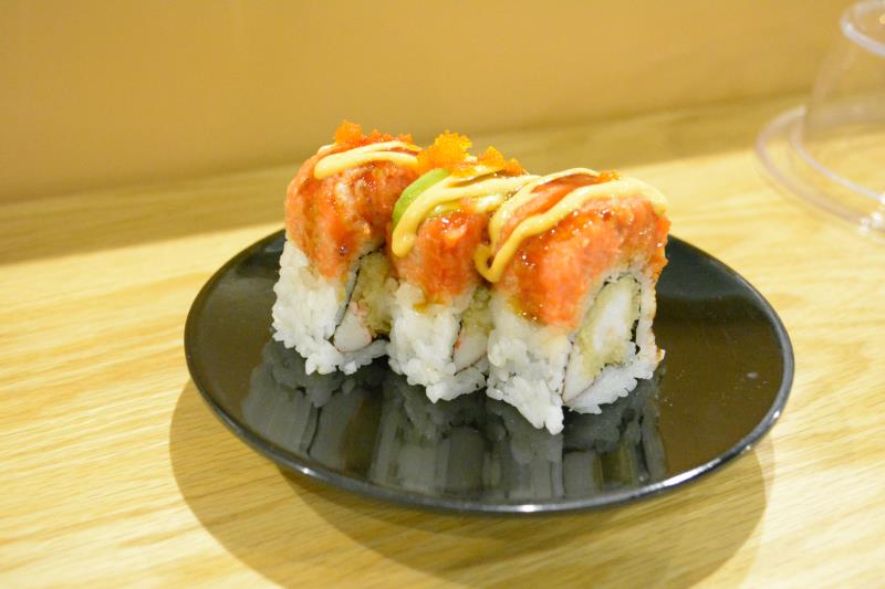 watami revolving sushi bar