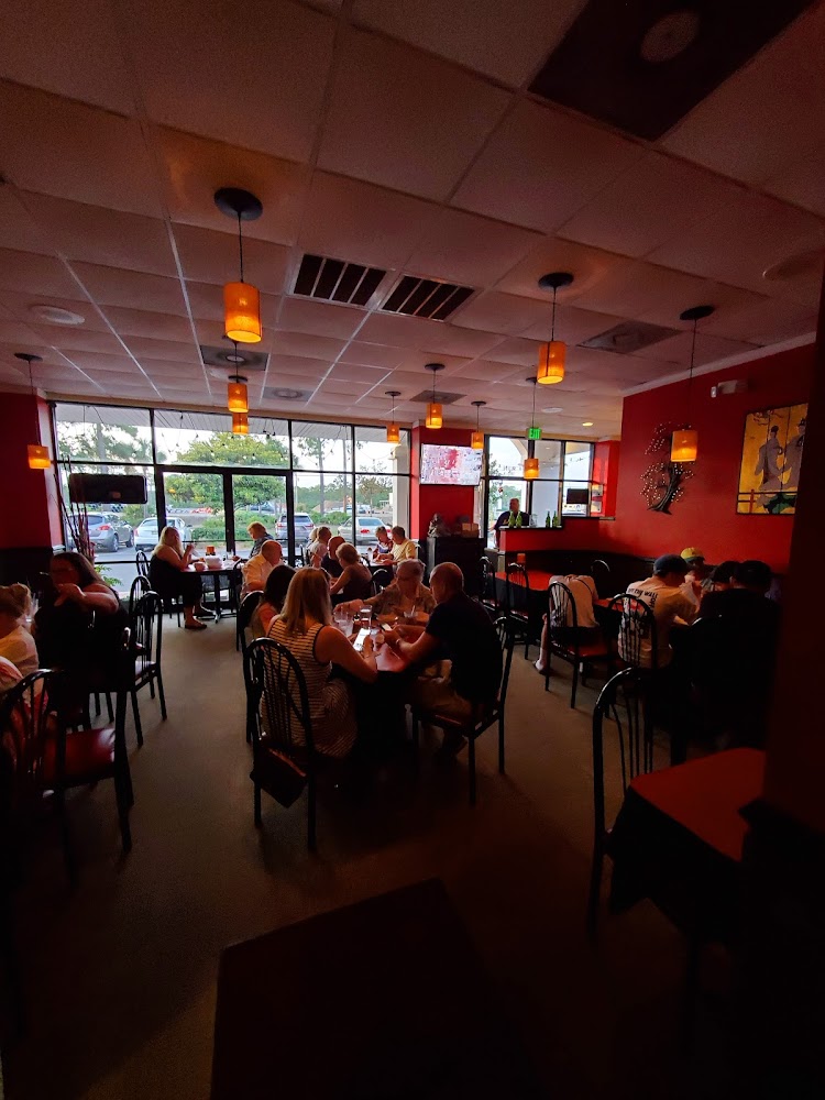 Dynasty Chinese Cuisine / Asian Tapas and Sushi Raw Bar