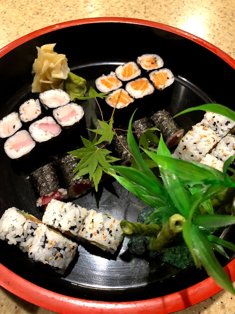 Station Master Sushi Bar & Chinese Cuisine
