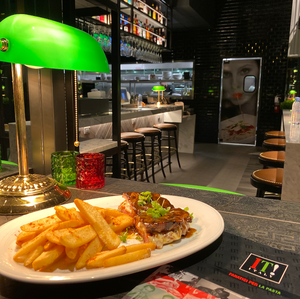 IT! Italy Ristorante & Cafe & Bar